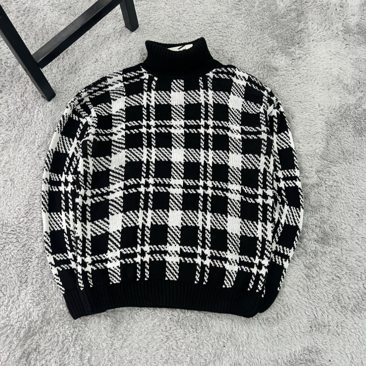 Zara Balıkçı Yaka Boğazlı Kazak