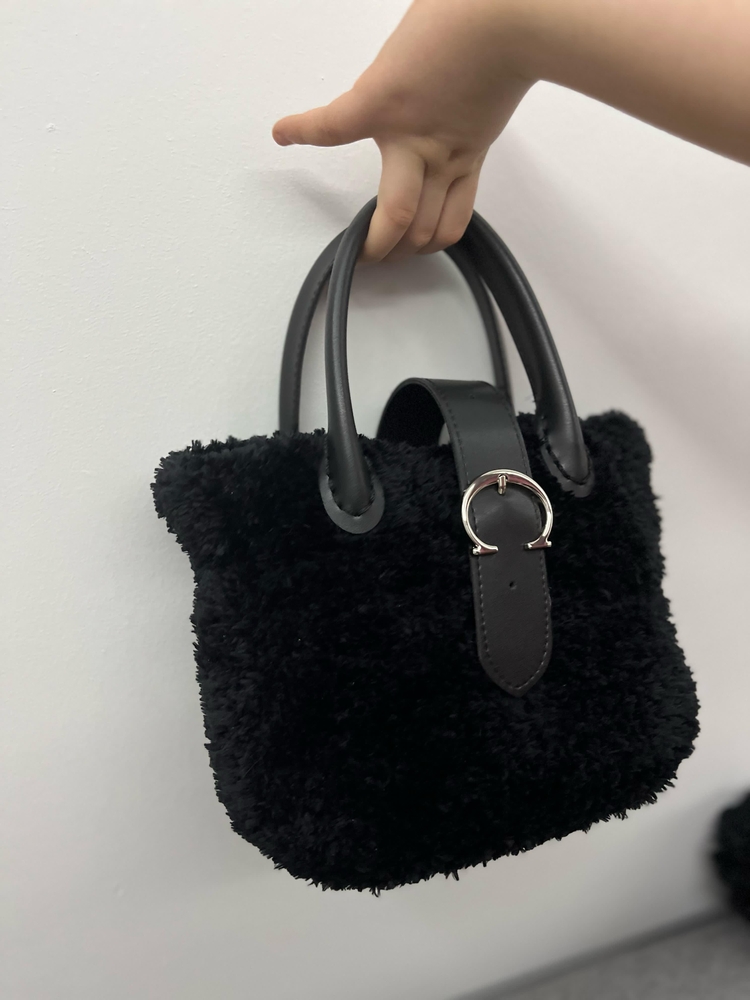 Kışlık peluş çanta
