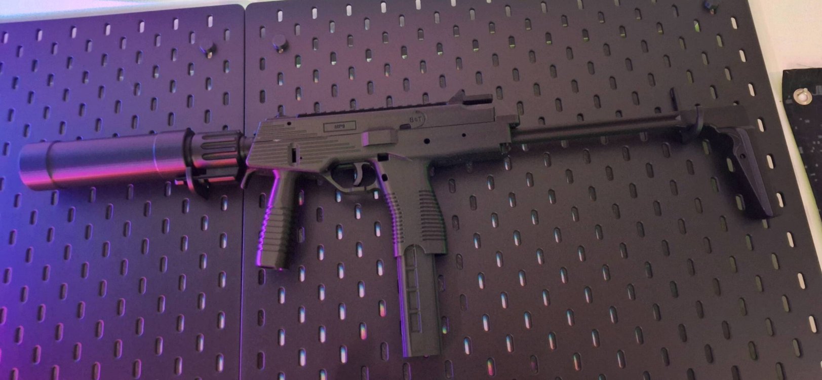 MP9 1:1 Maket