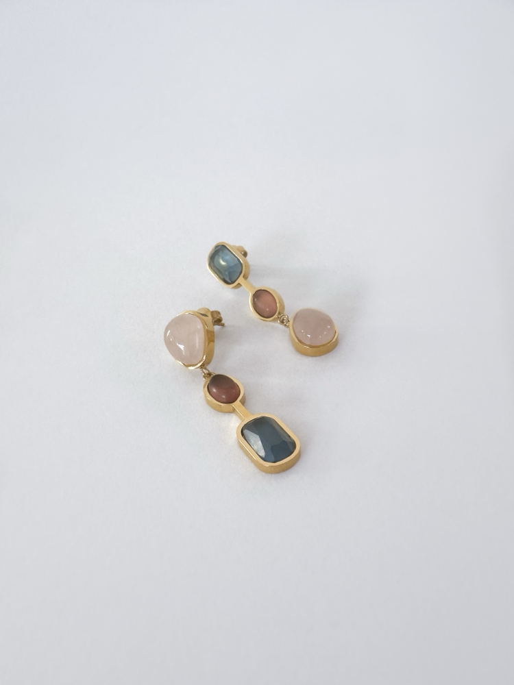 Tatlong Bato Küpe ~ Gold