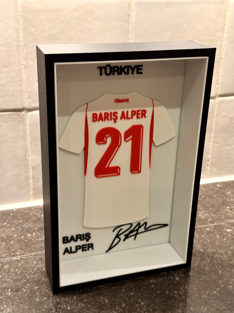 Barış Alper Yılmaz Türkiye Milli Takım Özel Tasarım 3 Boyutlu (3D) Premium Çerçeve Forma