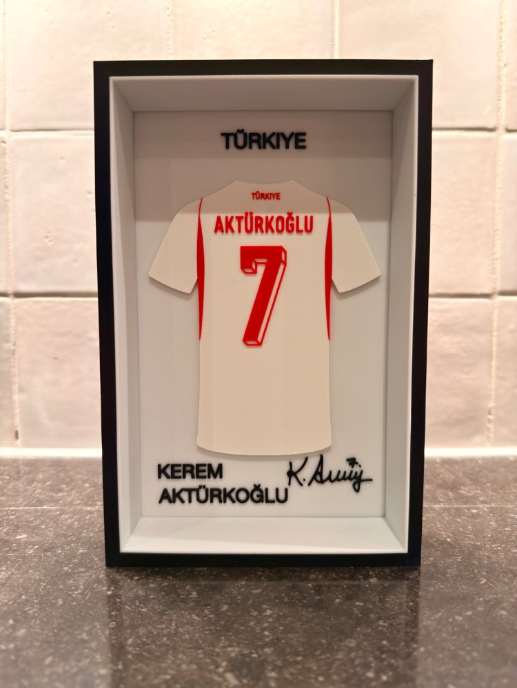 Kerem Aktürkoğlu Türkiye Milli Takım Özel Tasarım 3 Boyutlu (3D) Premium Çerçeve Forma