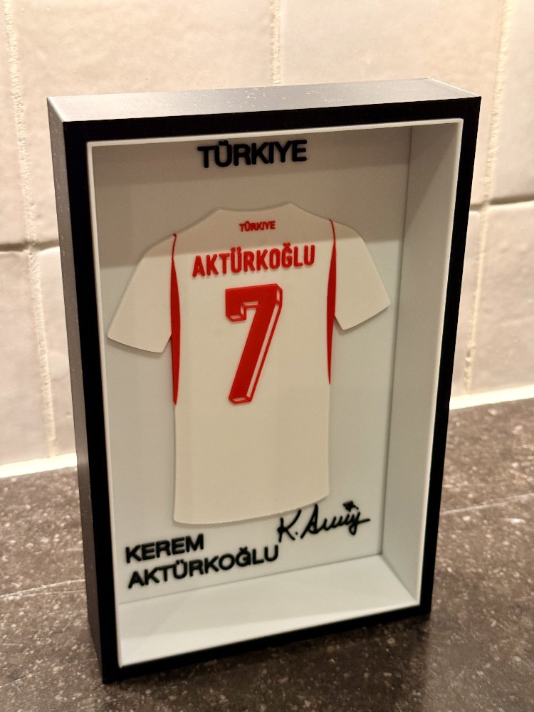Kerem Aktürkoğlu Türkiye Milli Takım Özel Tasarım 3 Boyutlu (3D) Premium Çerçeve Forma