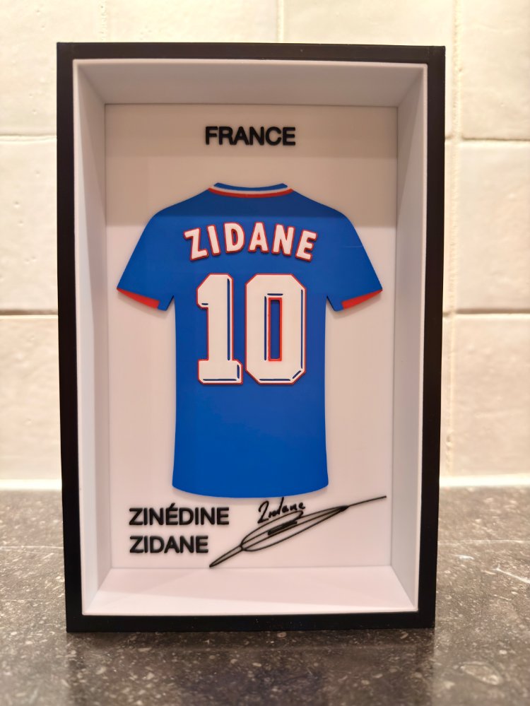 Zinédine Zidane Fransa Milli Takım Özel Tasarım 3 Boyutlu (3D) Premium Çerçeve Forma