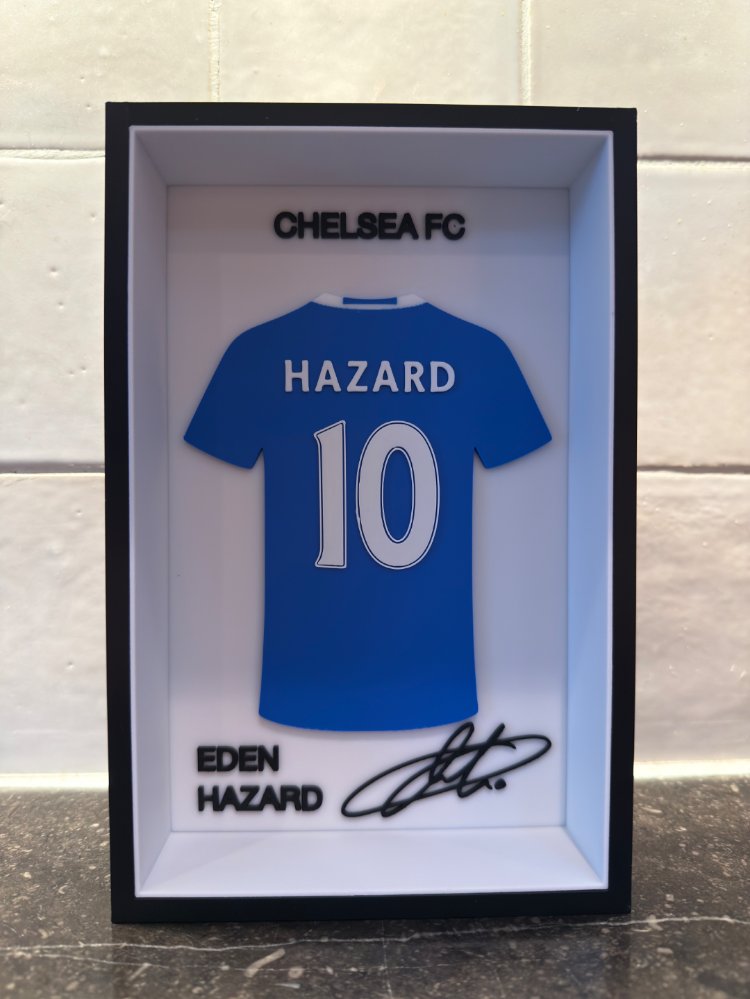 Eden Hazard Chelsea FC Özel Tasarım 3 Boyutlu (3D) Premium Çerçeve Forma