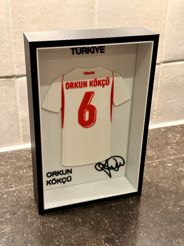 Orkun Kökçü Türkiye Milli Takım Özel Tasarım 3 Boyutlu (3D) Premium Çerçeve Forma