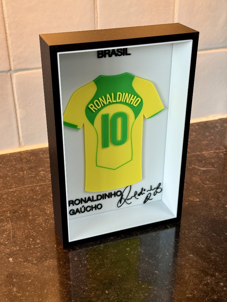 Ronaldinho Gaúcho Brezilya Milli Takım Özel Tasarım 3 Boyutlu (3D) Premium Çerçeve Forma