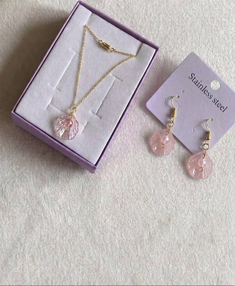 Golden Seashell Kolye&Küpe Set