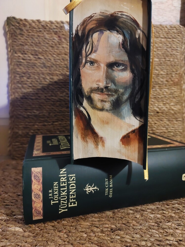 yüzüklerin efendisi 3 kenar illüstrasyonlu ciltli kitap 