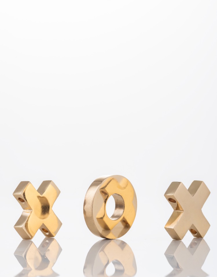 Aurex Tic Tac Toe – Lüks Mermer ve Pirinç XOX Strateji Oyunu - El Yapımı Koleksiyon Ürünü