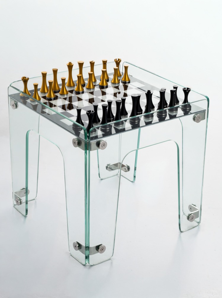 Aurex Reflect Chess – Cam Lüks Satranç Masası - El Yapımı Koleksiyon Ürünü