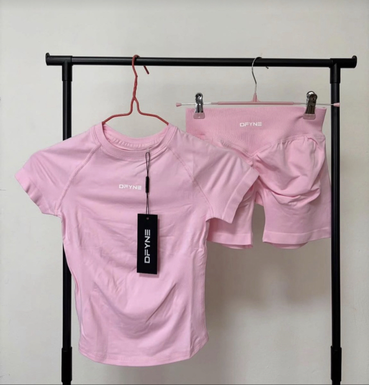 LIGHT PINK COMPRESSION & SHORTZ TAKIM