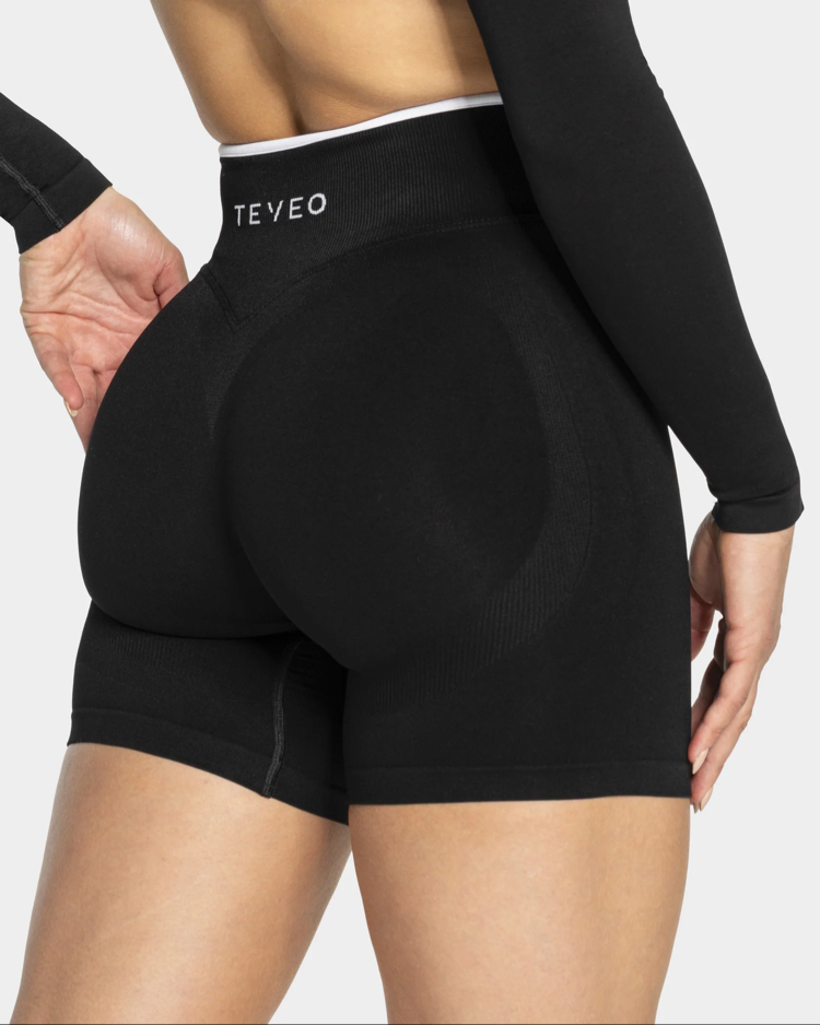 BÜZGÜSÜZ TV SHORTS BLACK / BÜZGÜSÜZ