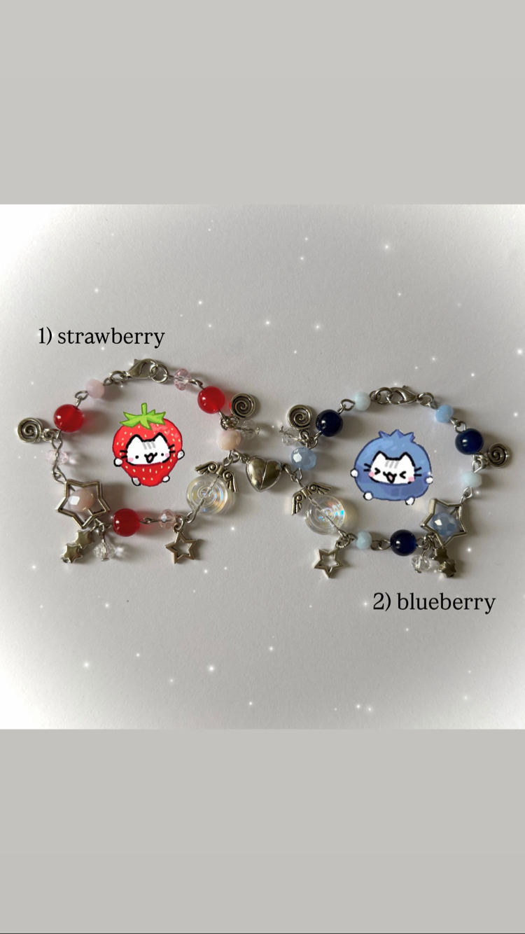strawberry&blueberry bileklikler