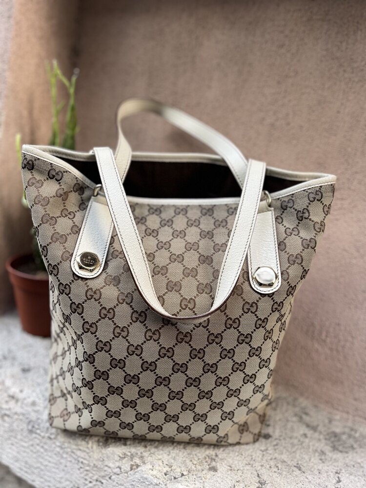 Gucci Çanta 
