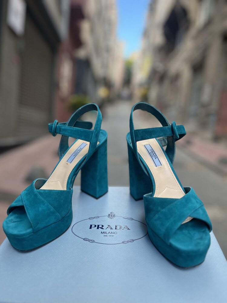 PRADA 