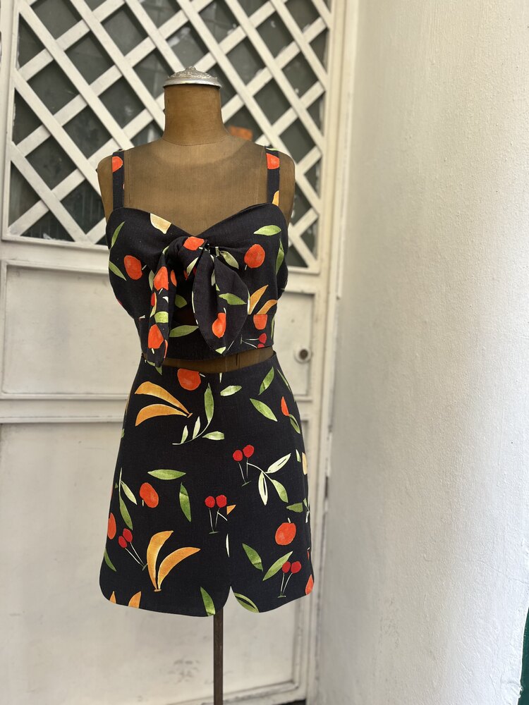 BNWT Finders Keepers Calypso Etek Takım
