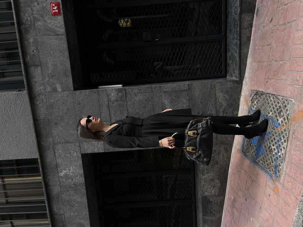 PRADA ÇANTA 