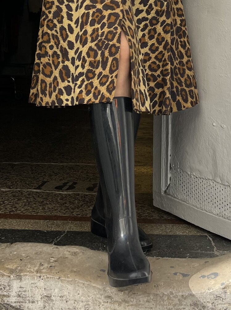 FENDİ YAĞMUR ÇİZMESİ