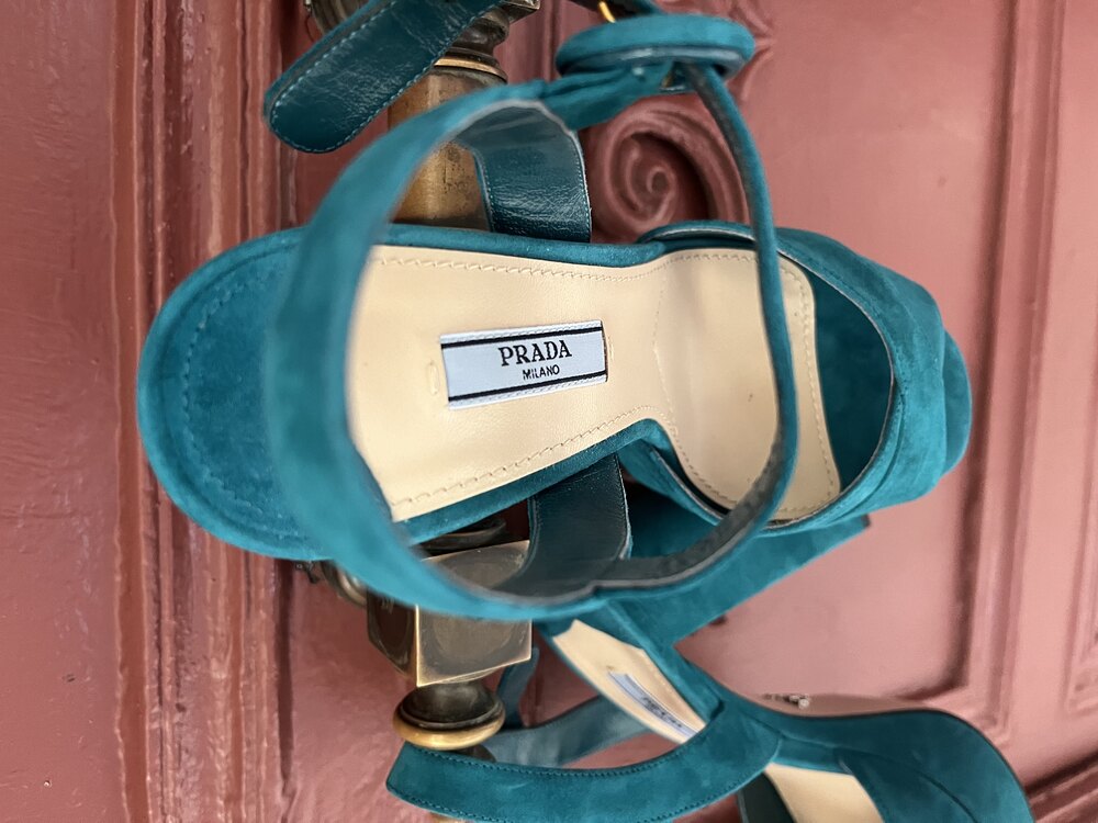 PRADA 