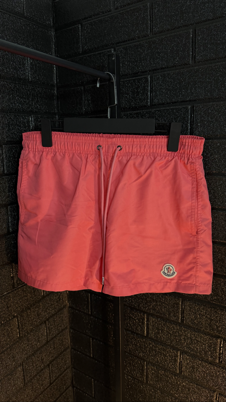 MONCLER PEMBE DENİZ ŞORTU