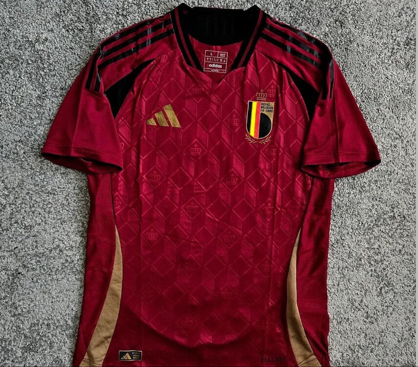 2025 Belçika Bordo 