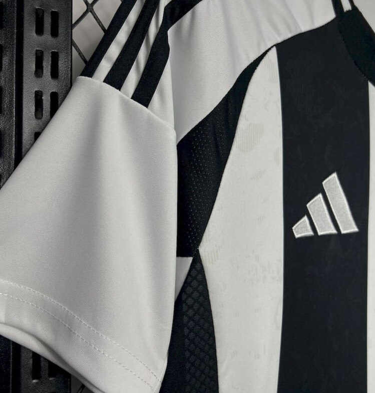 2024-25 Juventus İç Saha 
