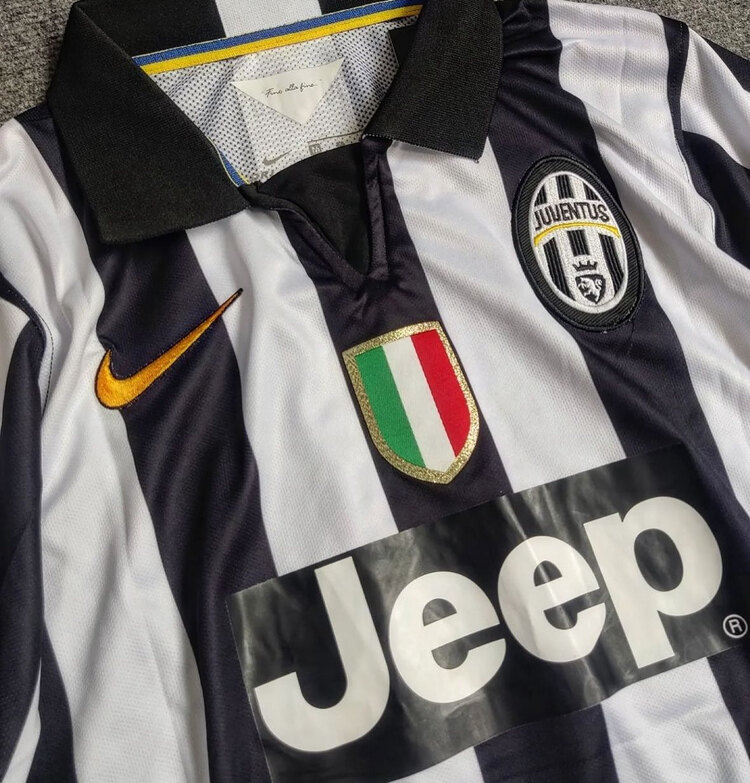 2014-15 Juventus Jeep Retro Jersey