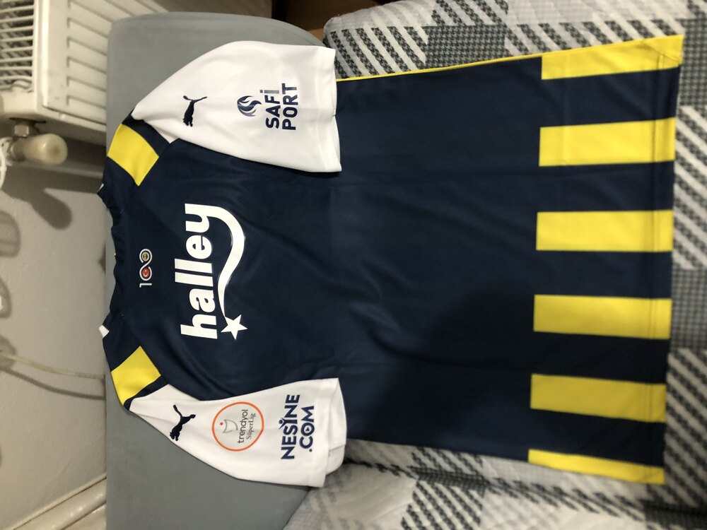 Fenerbahçe 23-24 Sezonu Forması