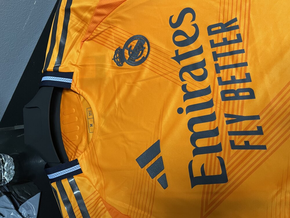 Real Madrid Turuncu Maç Forması