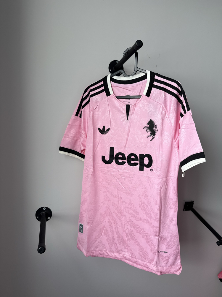 JUVENTUS 26//27 DEPLASMAN MAÇ FORMASI