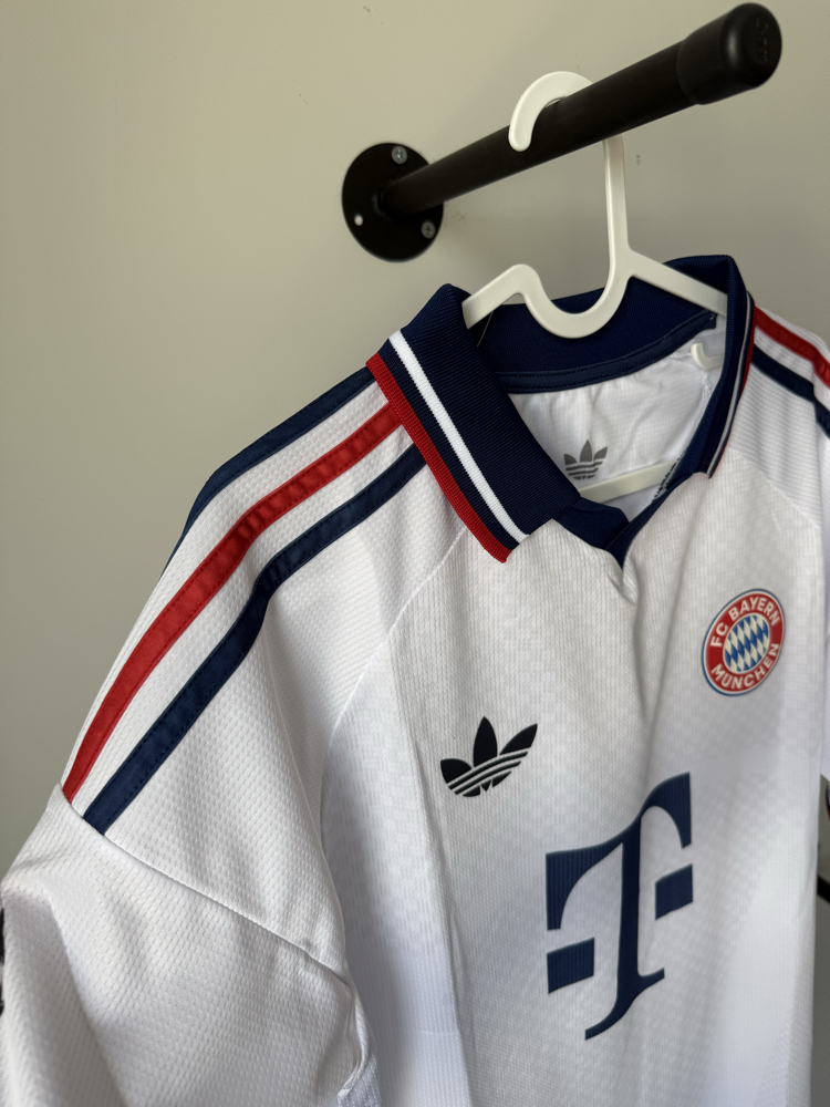 BAYERN MÜNİH 26/27 İSİMSİZ PREMİUM FORMA 