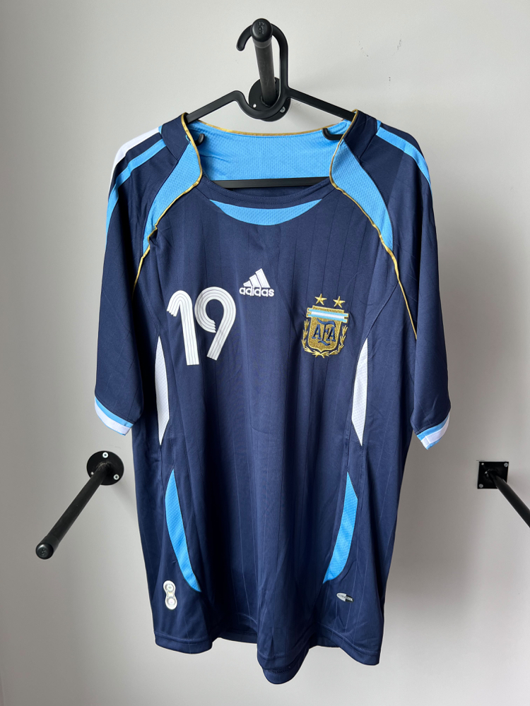 RETRO ARJANTİN 2006 MESSİ MAÇ FORMASI