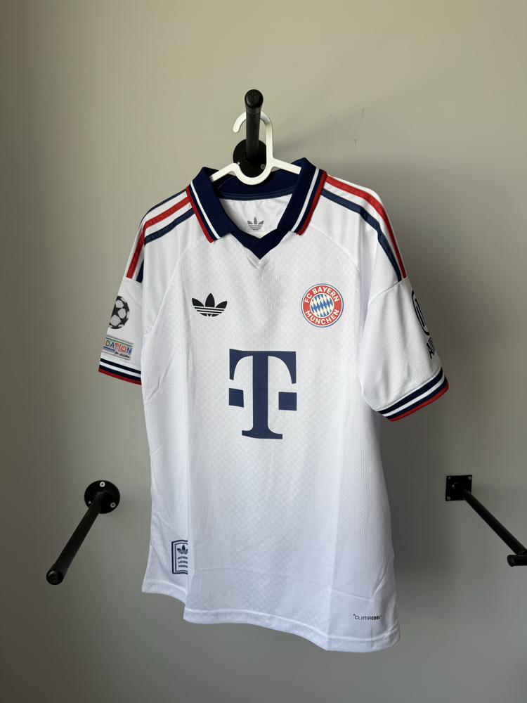BAYERN MÜNİH 26/27 İSİMSİZ PREMİUM FORMA 