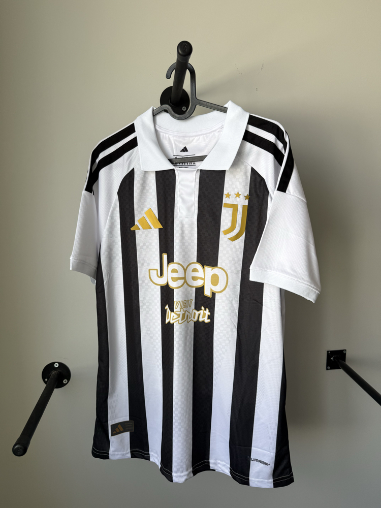 JUVENTUS 26/27 PREMİUM İSİMSİZ FORMA