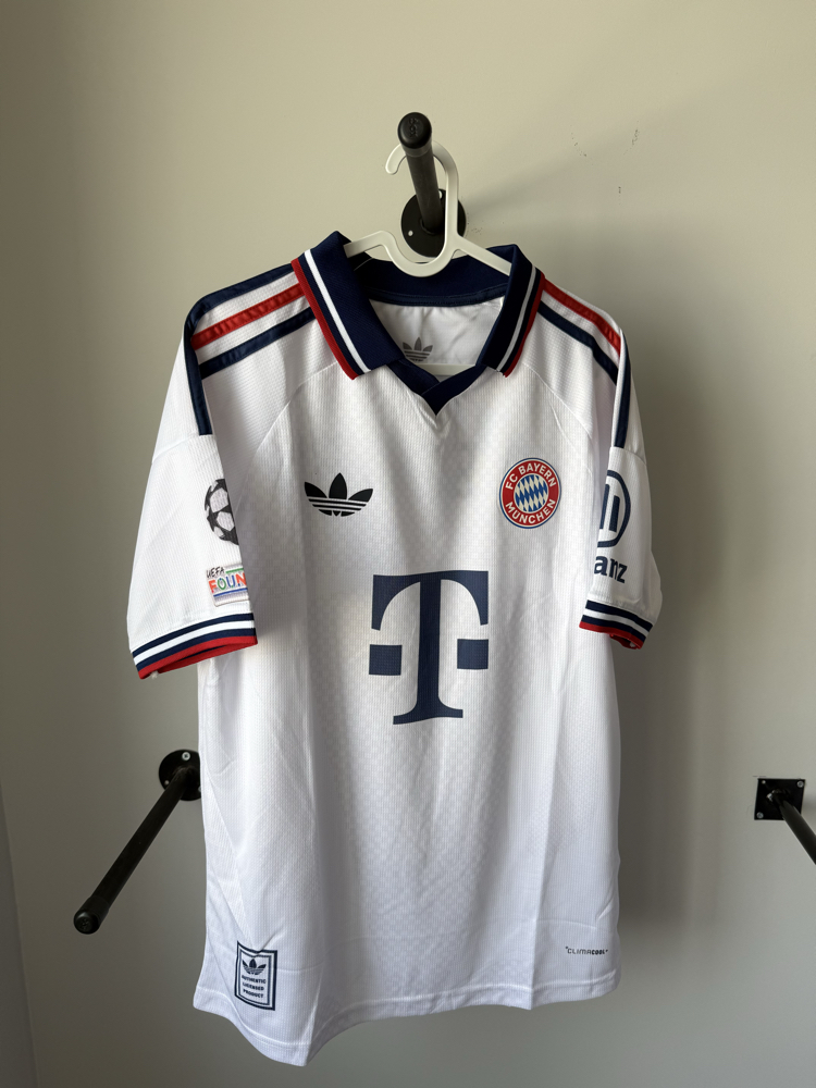 BAYERN MÜNİH 26/27 İSİMSİZ PREMİUM FORMA 