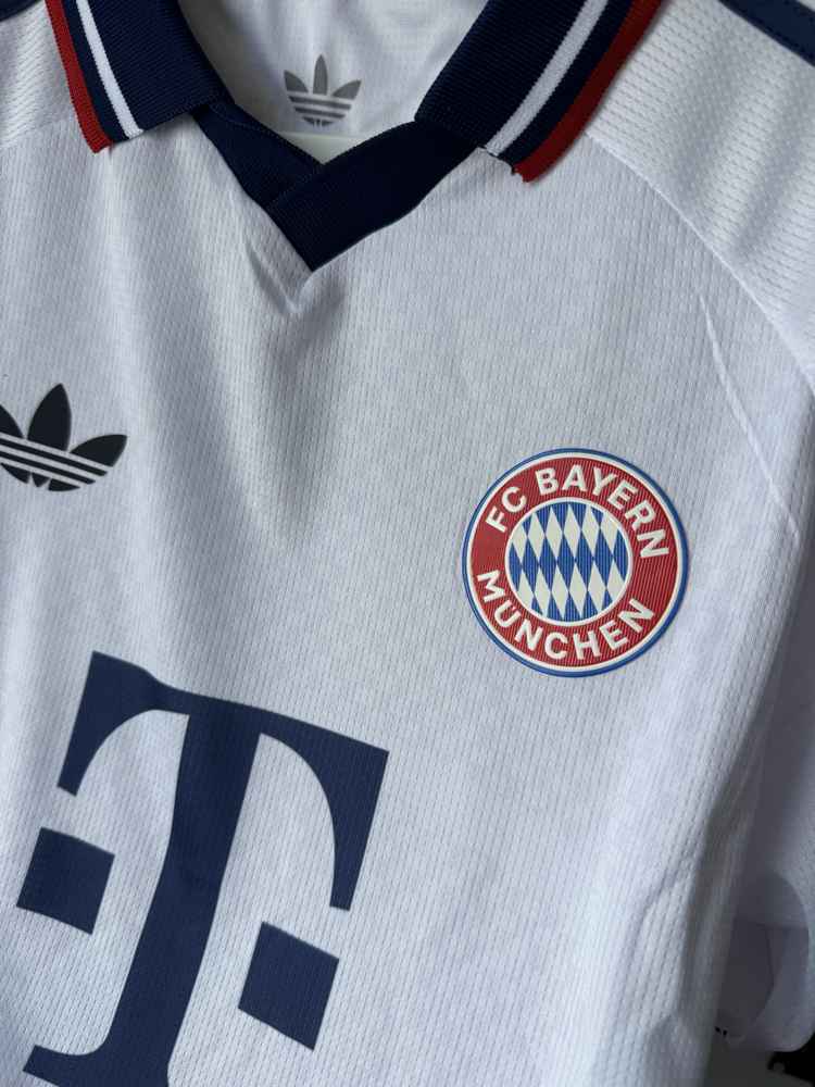 BAYERN MÜNİH 26/27 İSİMSİZ PREMİUM FORMA 