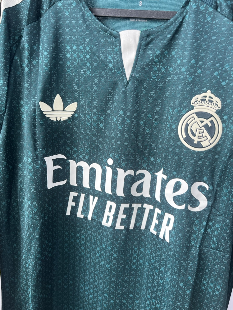 REAL MADRİD 26/27 DEPLASMAN UZUN KOL FORMA 