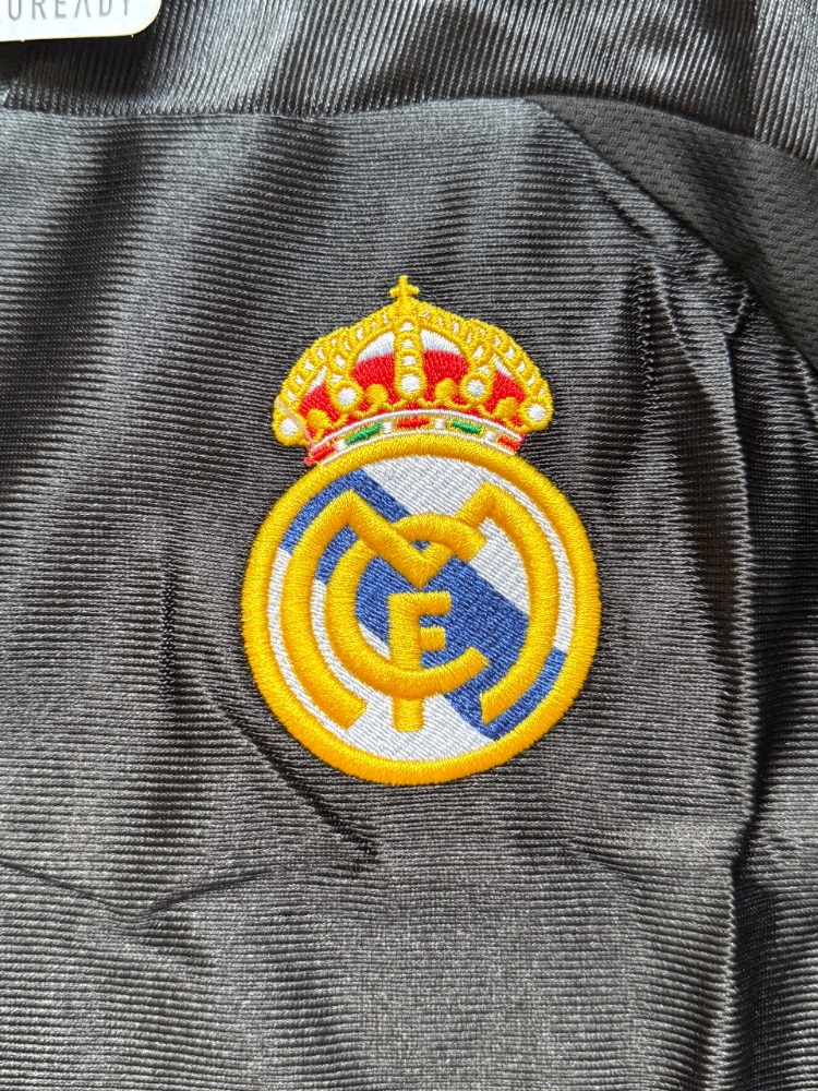 Real Madrid 1999-2000 Guti Hernandez Forması