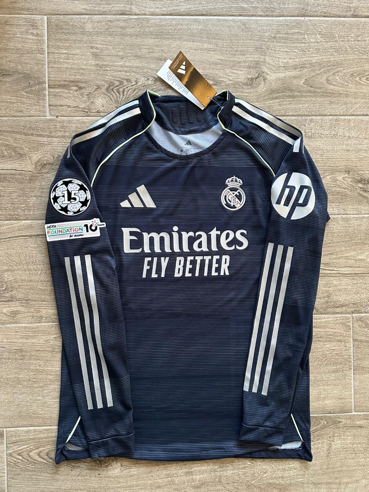 Real Madrid 2025-2026 Uzun Kollu Deplasman Maç Forması