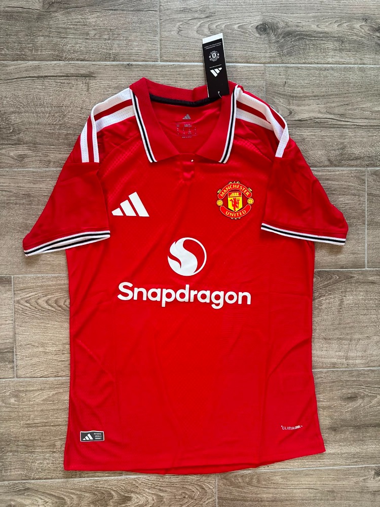 Manchester United 2026-2027 İç Saha Maç Forması
