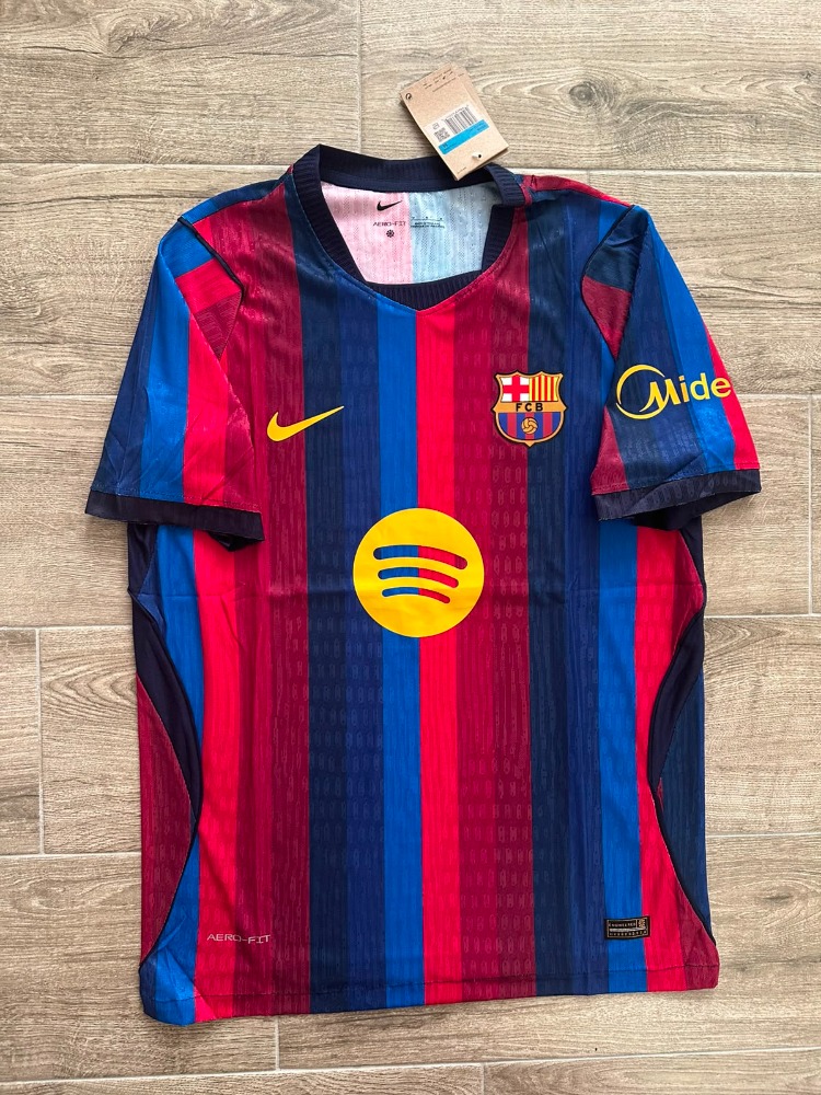 Barcelona 2026-2027 İç Saha Maç Forması