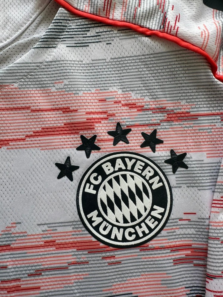 Bayern Münih 2025-2026 Deplasman Michael Olise Forması