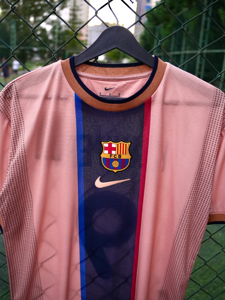 Premium Kalite Retro Forma Kluivert #9 Barcelona 2001-02