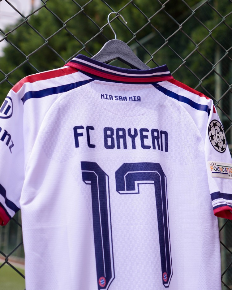 İthal Kalite Bayern Münih Forma Olise #17 2026-27