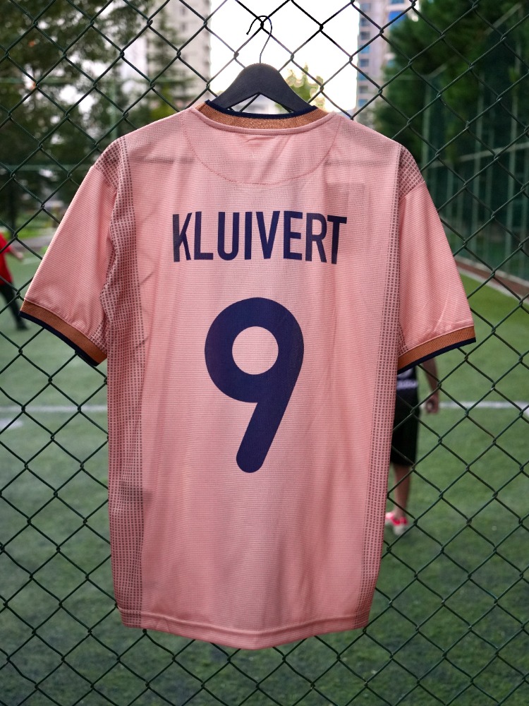 Premium Kalite Retro Forma Kluivert #9 Barcelona 2001-02