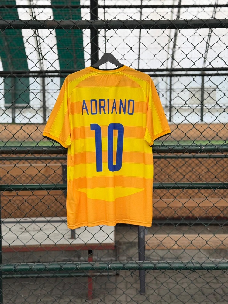 Premium Kalite Retro Forma Adriano #10 Inter Sarı 03/04