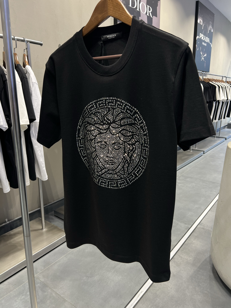 VERSACE