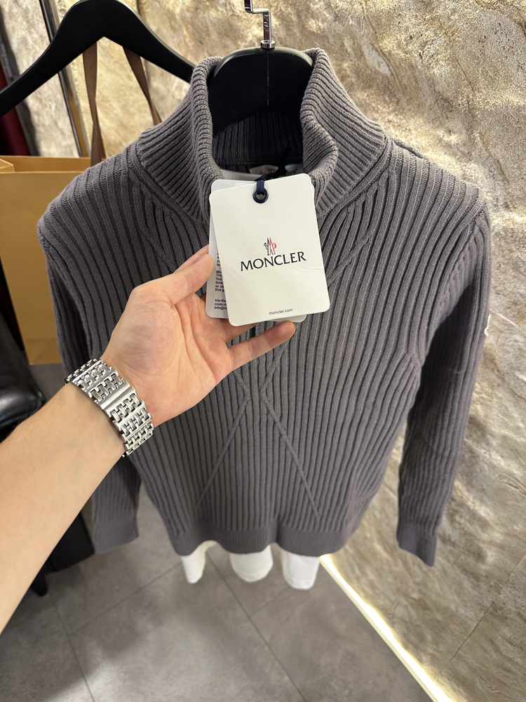 Moncler Vizon Rengi Örme Triko Kazak