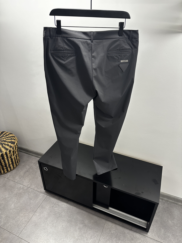 Prada Koyu Gri Regular Fit Jogger